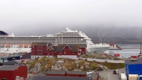 Grönland, Nuuk, MSC Orchestra im Hafen