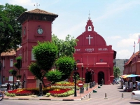 Der Tang Beng Swee Clock Tower und die Christ Church von Malakka / Melaka